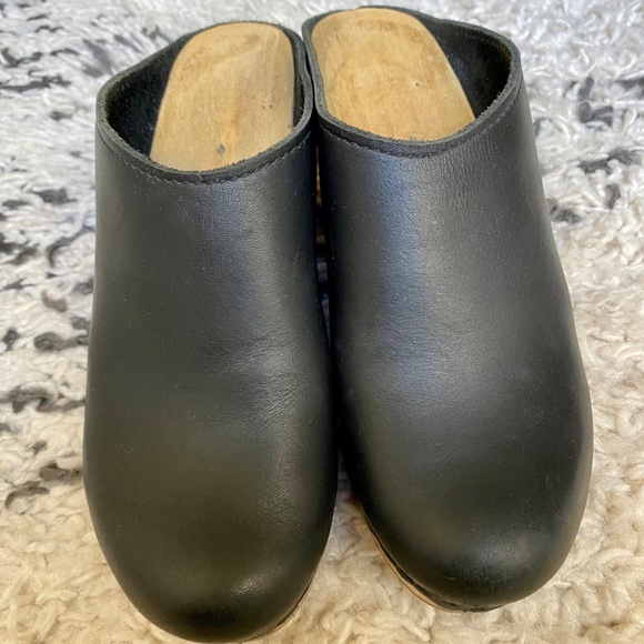 No. 6 Black Leather Clogs - Picture 3 of 5